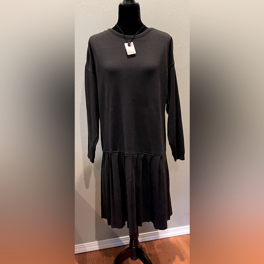 1045 Park, Large long sleeved cotton drop waist mini dress.